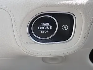 Mercedes-Benz GLS 400d 2021 White