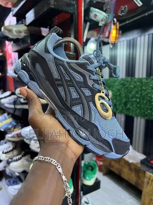 ASICS Gel-NYC RGD Ironclad Nyeusi Sneakers
