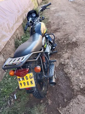 Bajaj Boxer 2023 - Black