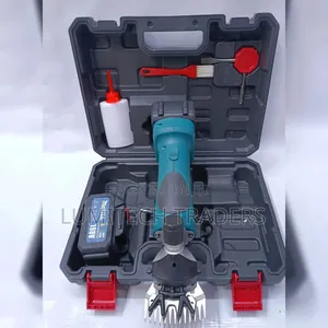 Makita Cordless Sheep Clipper