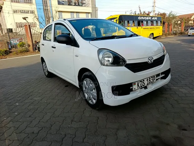 Toyota Pixis 2017 Nyeupe - 1