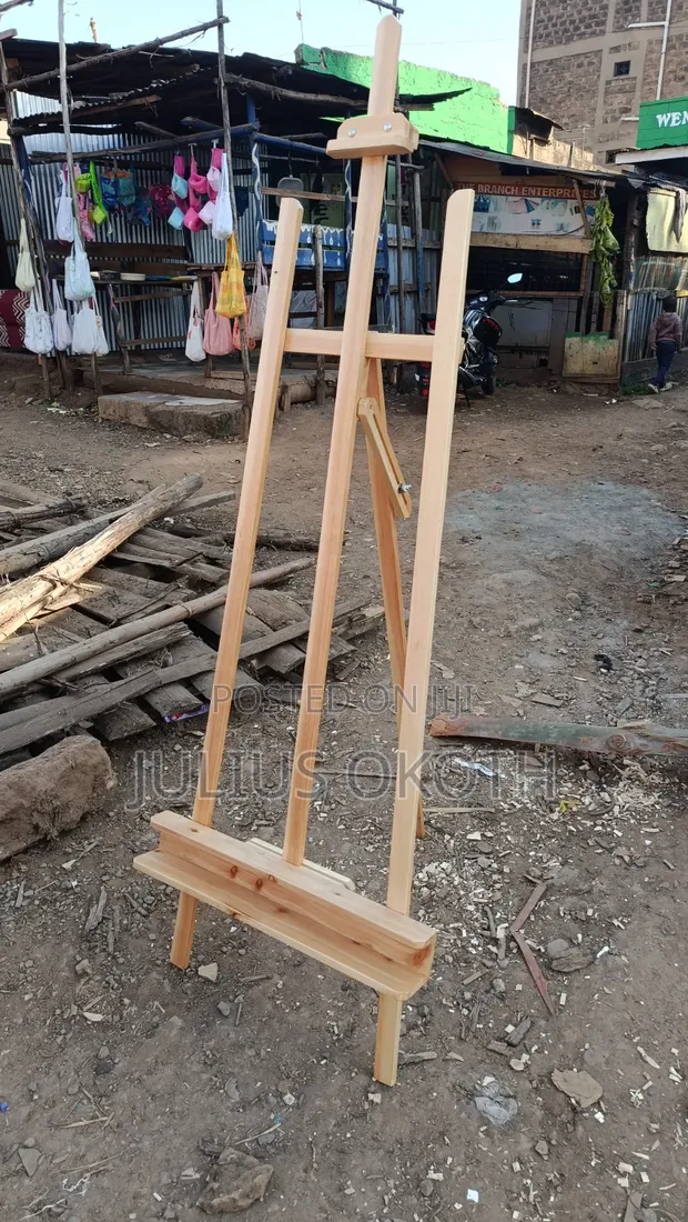 Adjustable Easel Stand 2.1m - 1