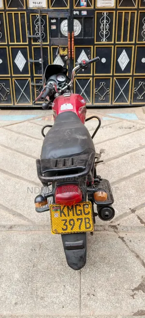 TVS HLX Plus ES 2025 Red