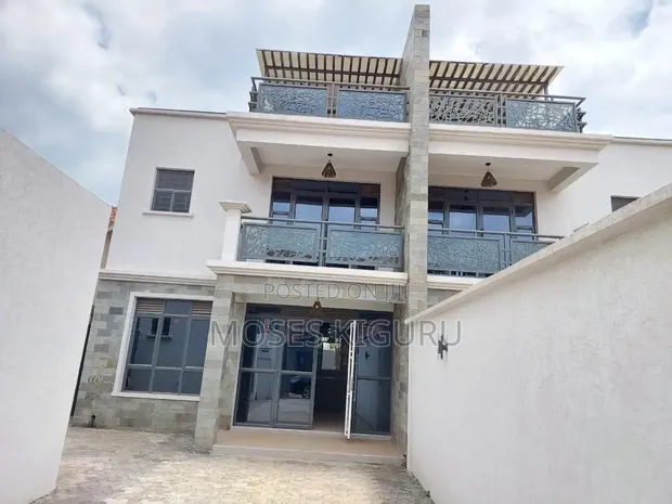 4-Bedroom Maisonette for Rent in Varsity Ville, Kamakis - 1