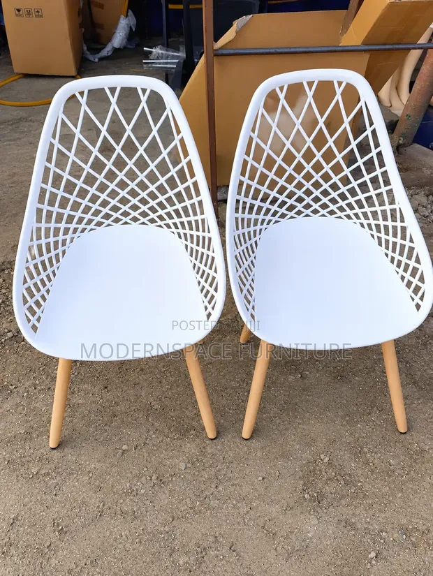 Viti vya Plastiki vya Mesh vya Mtindo wa Eames (Seti ya 4) - 1