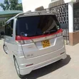 Mitsubishi Delica 2013 Nyeusi - 1