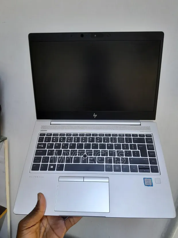 Laptop HP EliteBook 840 G5 - Core i7, 8GB RAM, 256GB SSD - 1