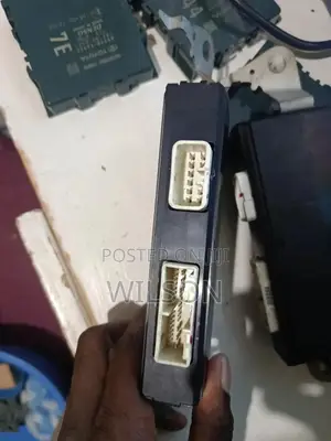 Toyota Fortuner Electric Boot Shock Control Computer