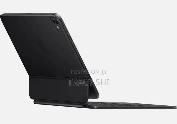 iPad Pro 11" M4/M5 Magic Keyboard - 1