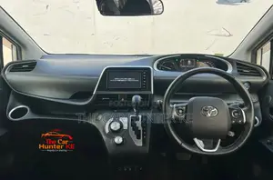 Toyota Sienta 1.5 Hybrid FWD (7-Seater) 2020