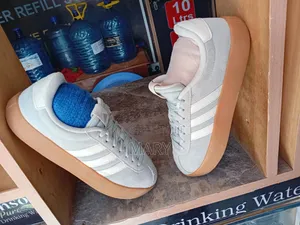 Adidas Quality Smart Sneakers