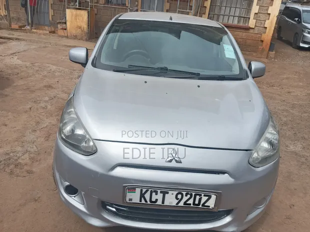 Mitsubishi Mirage 2012 Kijivu - 1