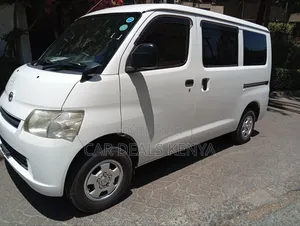 Toyota Lite-Ace 2018 Nyeupe