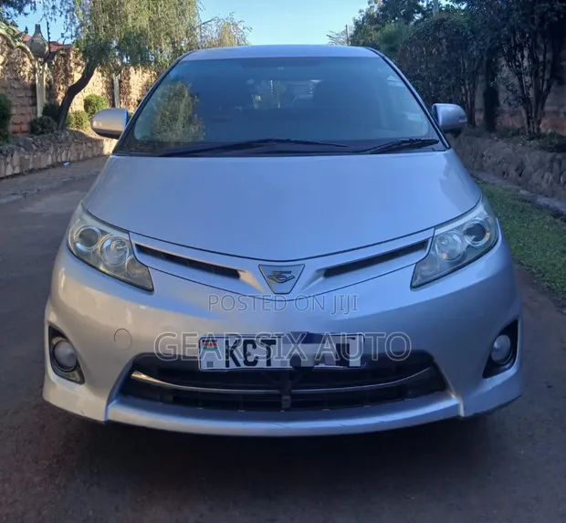 Toyota Estima 2011 Executive - 1
