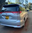 Toyota Estima 2011 Executive - 2
