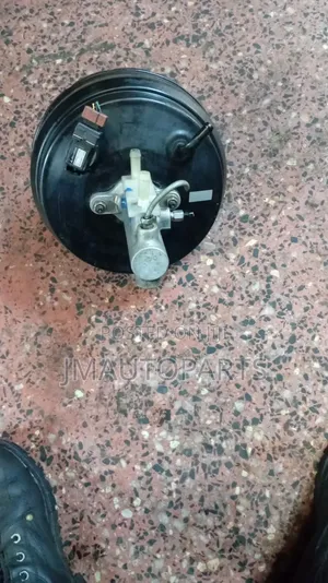 Brake Booster Mitsubishi Chariot/RVR