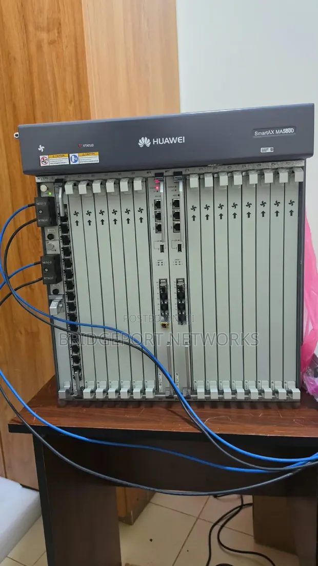 Huawei MA5800 X15 Smart OLT - 1