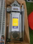 Heavy Duty 4-Tani Floor Jack - 3