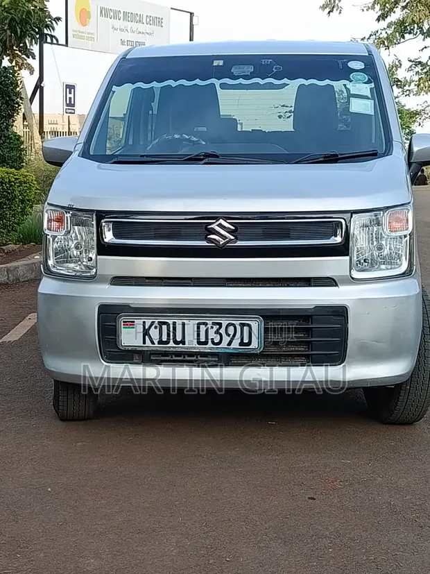 Suzuki Wagon R 2018 Silver - 1