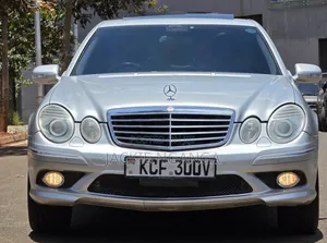 Mercedes-Benz 300E 2008 Silver