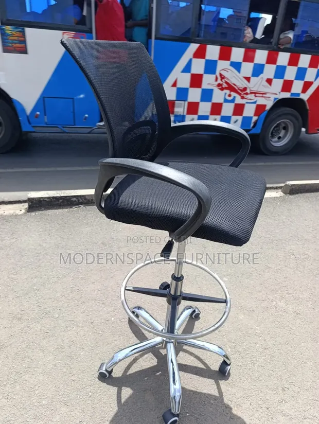 Counter Height Mesh Office Chair with Footrest - 1