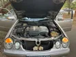 Mercedes-Benz E220 1999 Dhahabu - 5