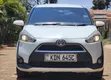 Toyota Sienta 2016 White - 1