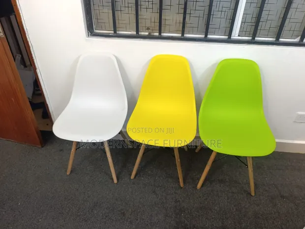 Modern Plastic Dining Chairs - 1