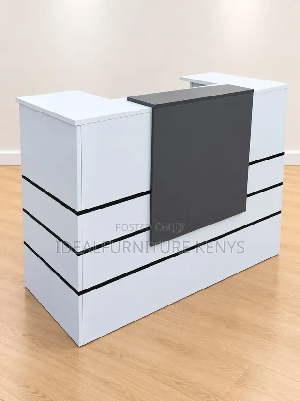Modern L-Shaped Reception Counter - White & Black - 1