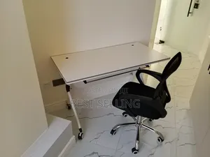 Meza Mpya ya Mafunzo Nyeupe ya 1.2m na Kiti cha Ofisi