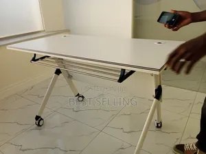 Meza ya Mafunzo ya Kisasa Inayokunjwa 1200mm Nyeupe