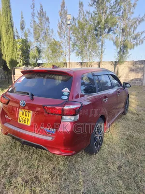 Toyota Corolla Fielder 1.5 Hybrid FWD 2018 Burgundy