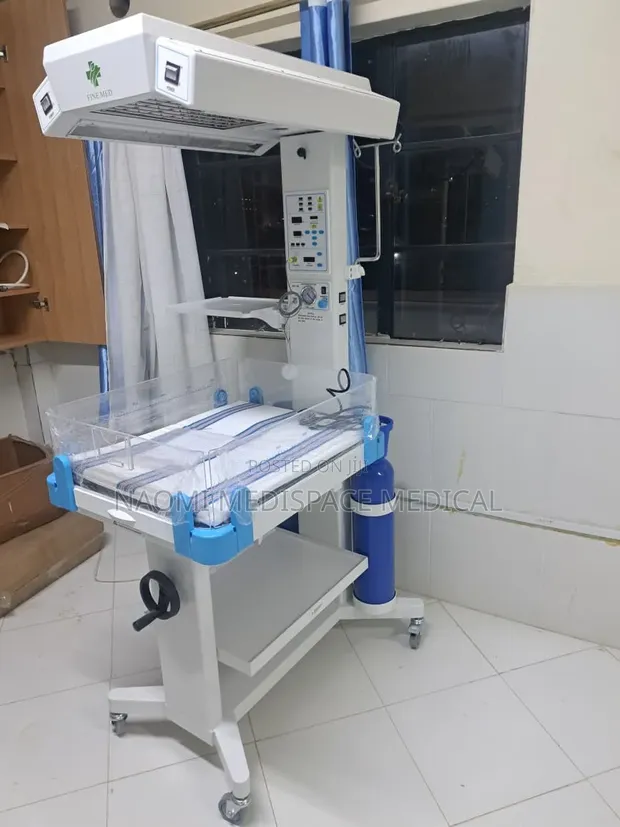 Neonatal Positive Pressure Ventilator / Resuscitator - 1