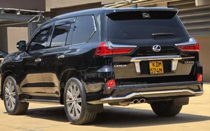 Lexus LX 570 2016