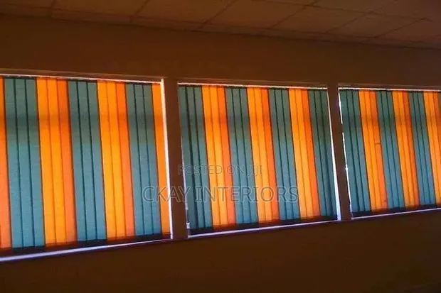 Blinds/Vitambaa vya Ofisi - Vipya Kabisa - 1