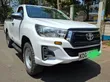 Toyota Hilux Revo 2017 Nyeupe - 1