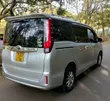Toyota Noah 2016 Silver - 5