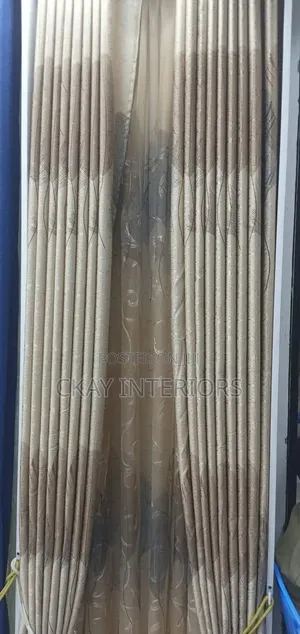 Vitambaa Vipya vya Pazia - Home Interiors