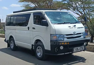 Toyota HiAce 2015 Tour Van 4WD