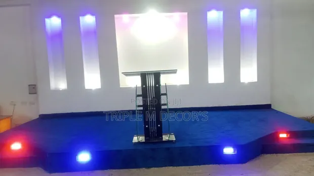 Premium Heavy-Duty Blue 8mm Carpet Rolls for Church Pulpit - 1