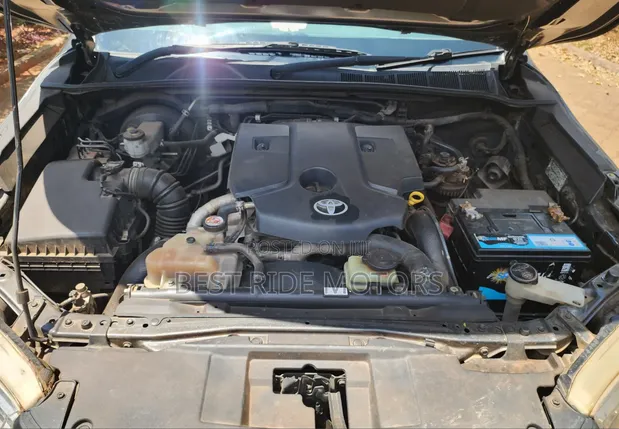 Toyota Hilux Revo Single Cab 2.4 Diesel 2018 - 1