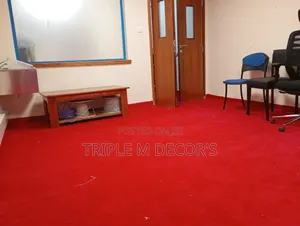 Carpet Nyekundu Nzuri Plain 12mm kwa Ofisi