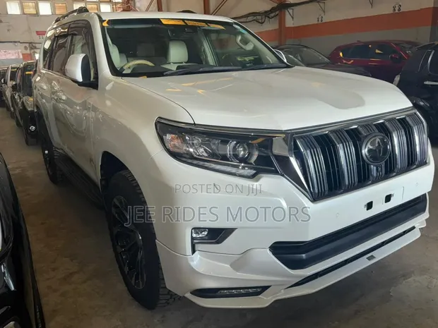 Toyota Land Cruiser Prado TXL 2.8 2019 White - 1