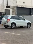 Suzuki Escudo 2010 White - 2
