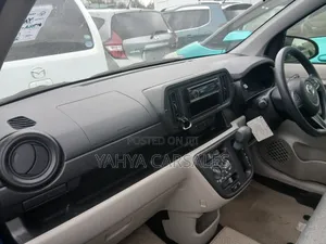 Toyota Passo 2019 Kijani