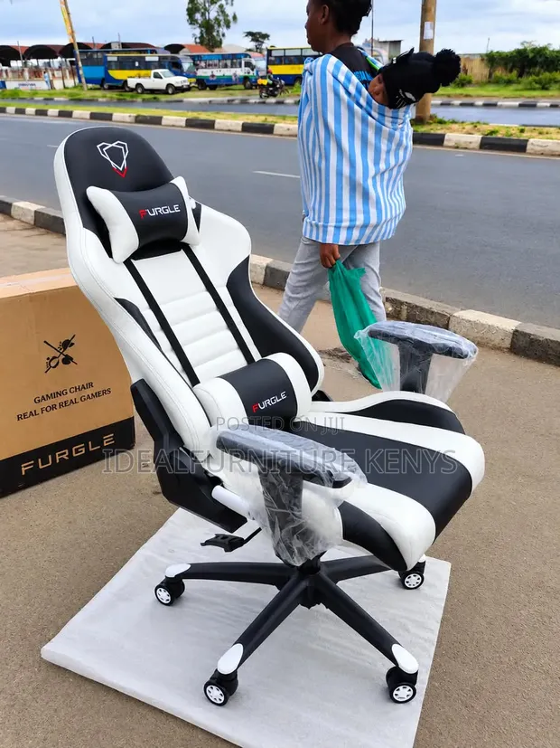 FURGLE Ergonomic Gaming Chair - Black & White - 1