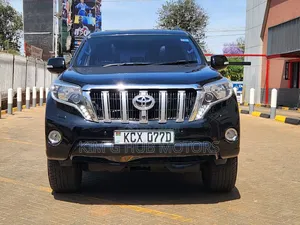 Toyota Land Cruiser Prado 3.0 TD 2012 Nyeusi