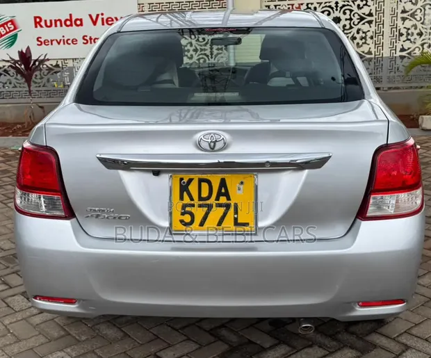 Toyota Axio 1.5 X 2WD 2013 Silver - 1