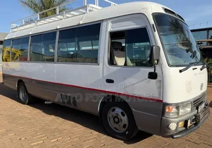Toyota Coaster 2005 - 29 Seater Bus