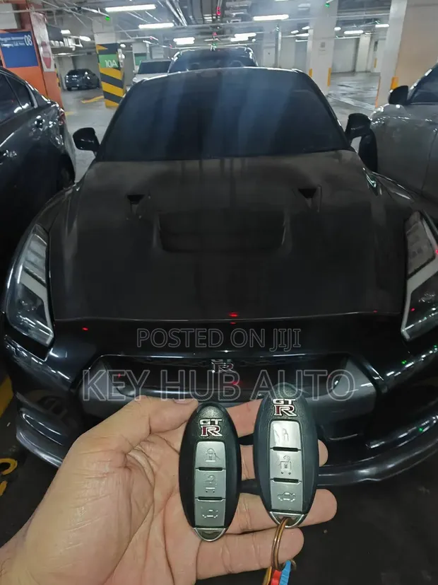 Nissan GT-R Car Keys - 1